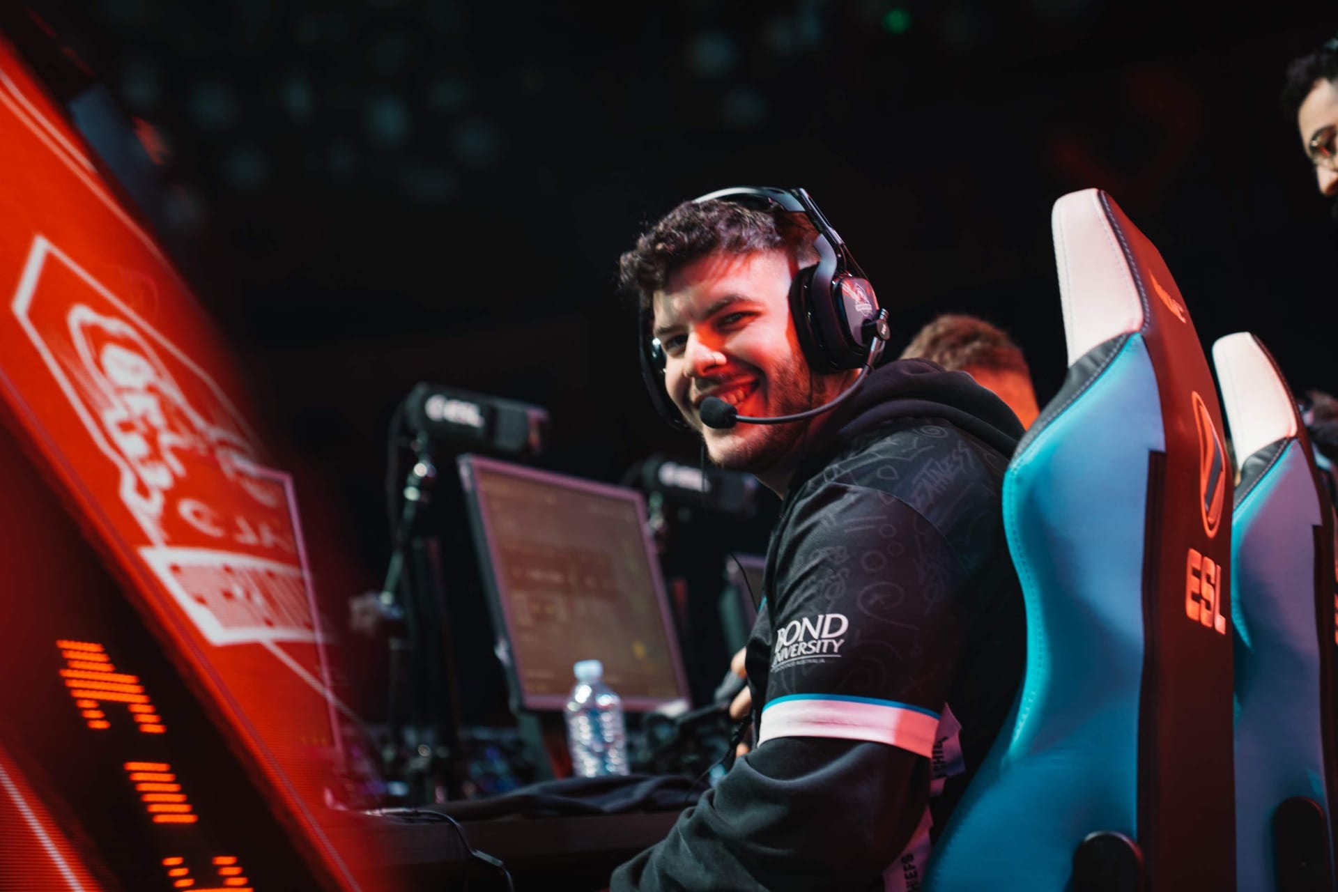 Chiefs Esports player wearing the WORLD 2022 jacket at the League of Legends World Championship